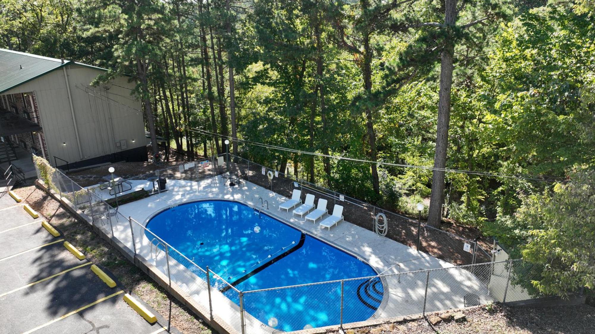 Traveler's Inn Eureka Springs Eksteriør bilde